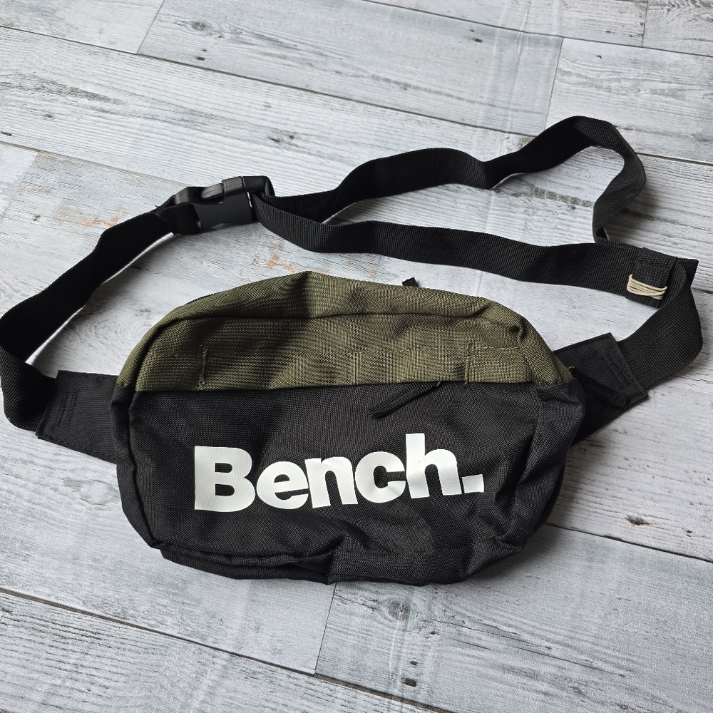 Bench Black Green Belt Bag